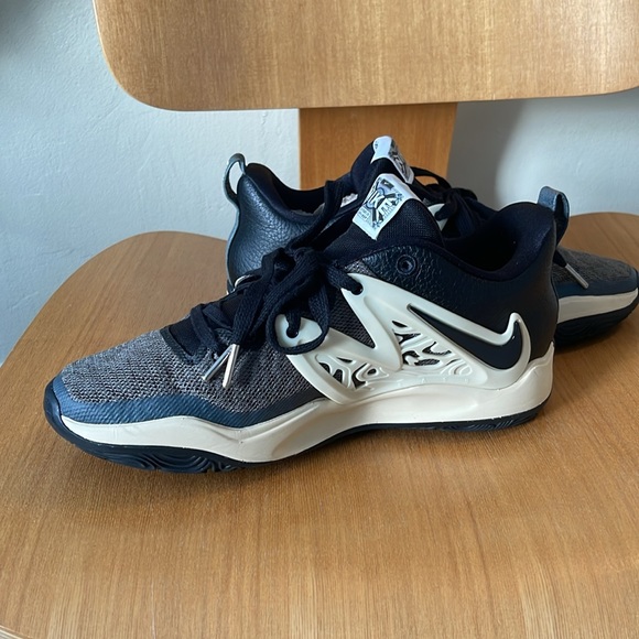 NIKE KD15: 50 YEARS OF HIP-HOP — BRAND NEW - Picture 4 of 9